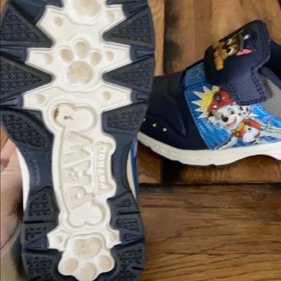 Paw patrol shoes - Picture 3 of 4